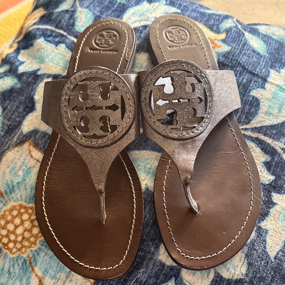 Tory Burch Metallic Brown Thong Sandals 9.5